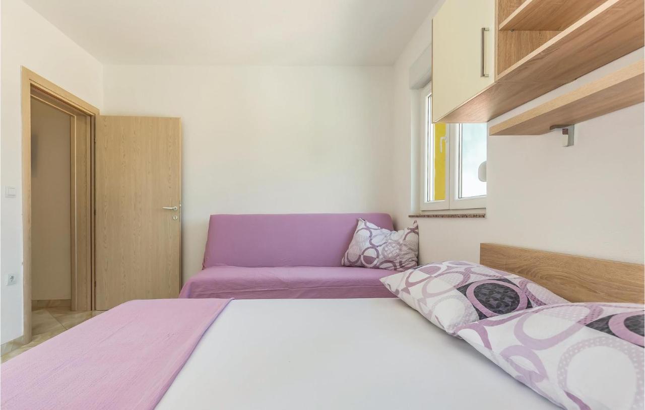 Beautiful Apartment In Krvavica With Kitchen 外观 照片