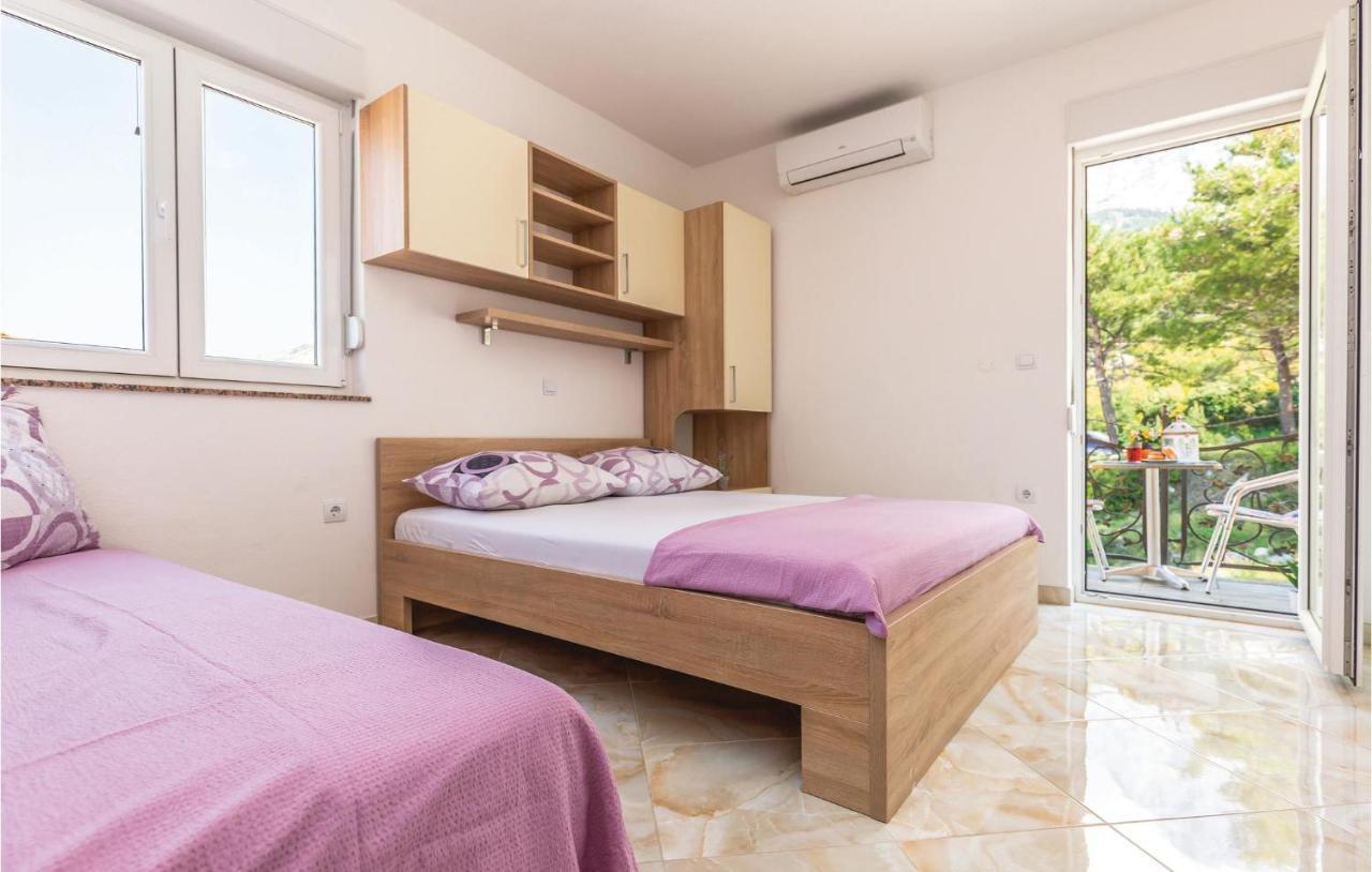 Beautiful Apartment In Krvavica With Kitchen 外观 照片
